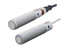 Ultrasonic sensors with 2 digital outputs. Sensing range: 50 - 400 mm, 100 - 900, 200 – 2.200 mm
