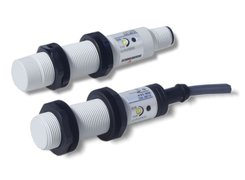 AC capacitive sensors Μ18. Sensing distance: 3 - 8 mm or 3 - 12 mm (potentiometer)