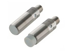 M18 inductive sensors for high pressure and high temperature cleaning processes