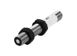 Metal ultrasonic sensors with 1 digital output. Sensing range: 25 - 200 mm